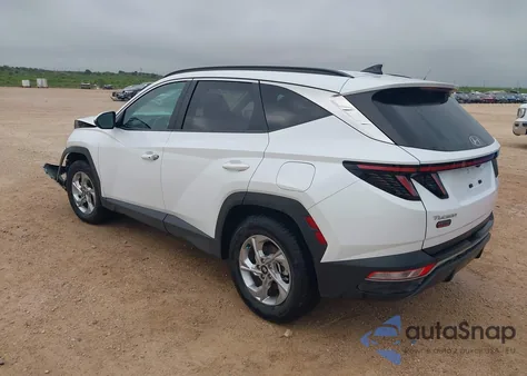 2022 Hyundai Tucson Sel z USA, uszkodzony, nr VIN 5NMJB3AE7NH082889